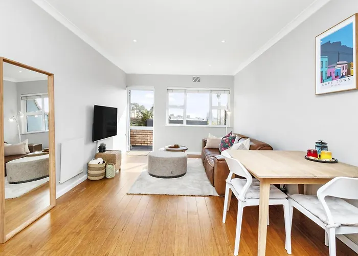 Woodlands House Charming 1Br Apartment